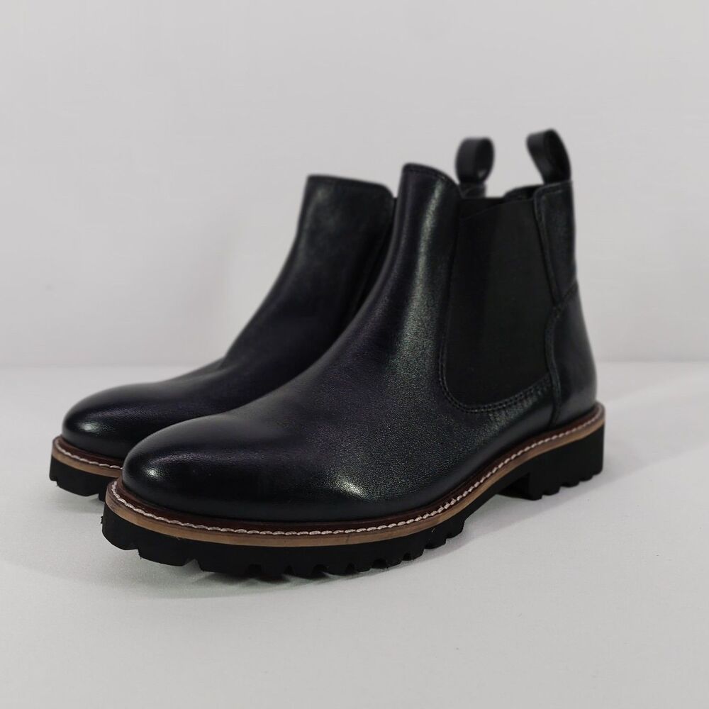 SoftWalk Womens Size 8.5 Black Leather Chelsea Boots Lug Sole NEW